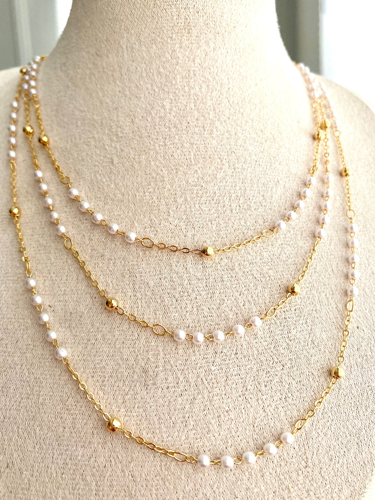 Pearl chain necklace