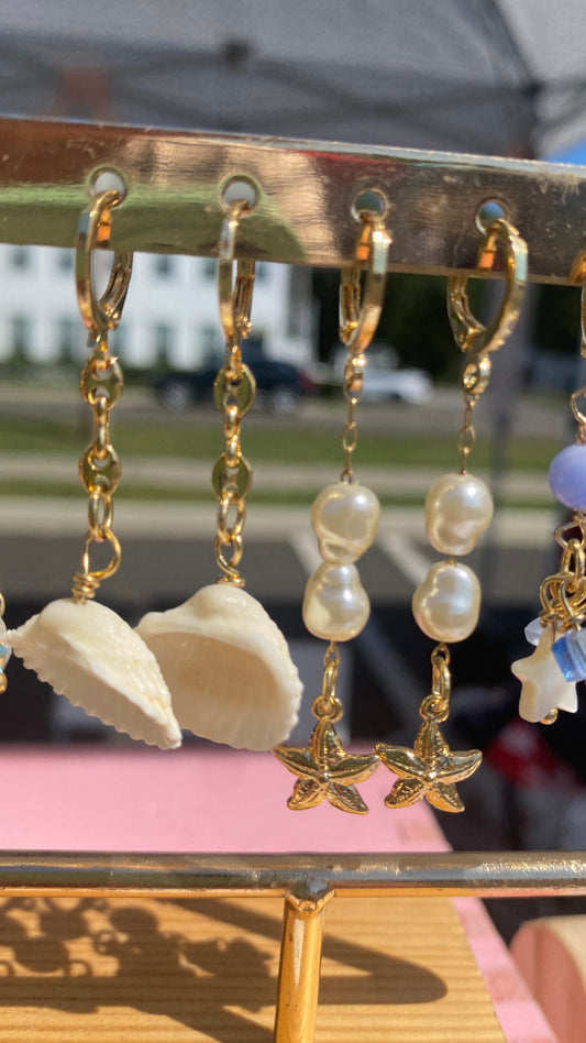 Seashell and Pearls Huggies